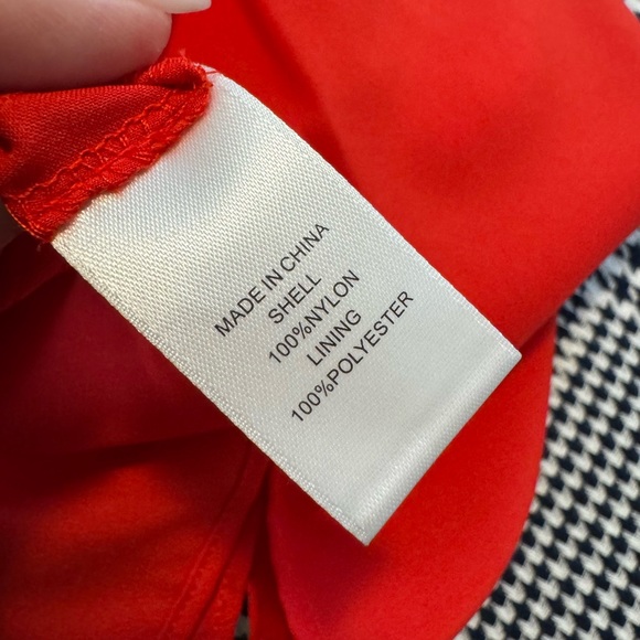 NWT❣️CeCe by Cynthia Steffe Red Scalloped Hem Lace Pencil Skirt size 6 - Picture 3 of 6